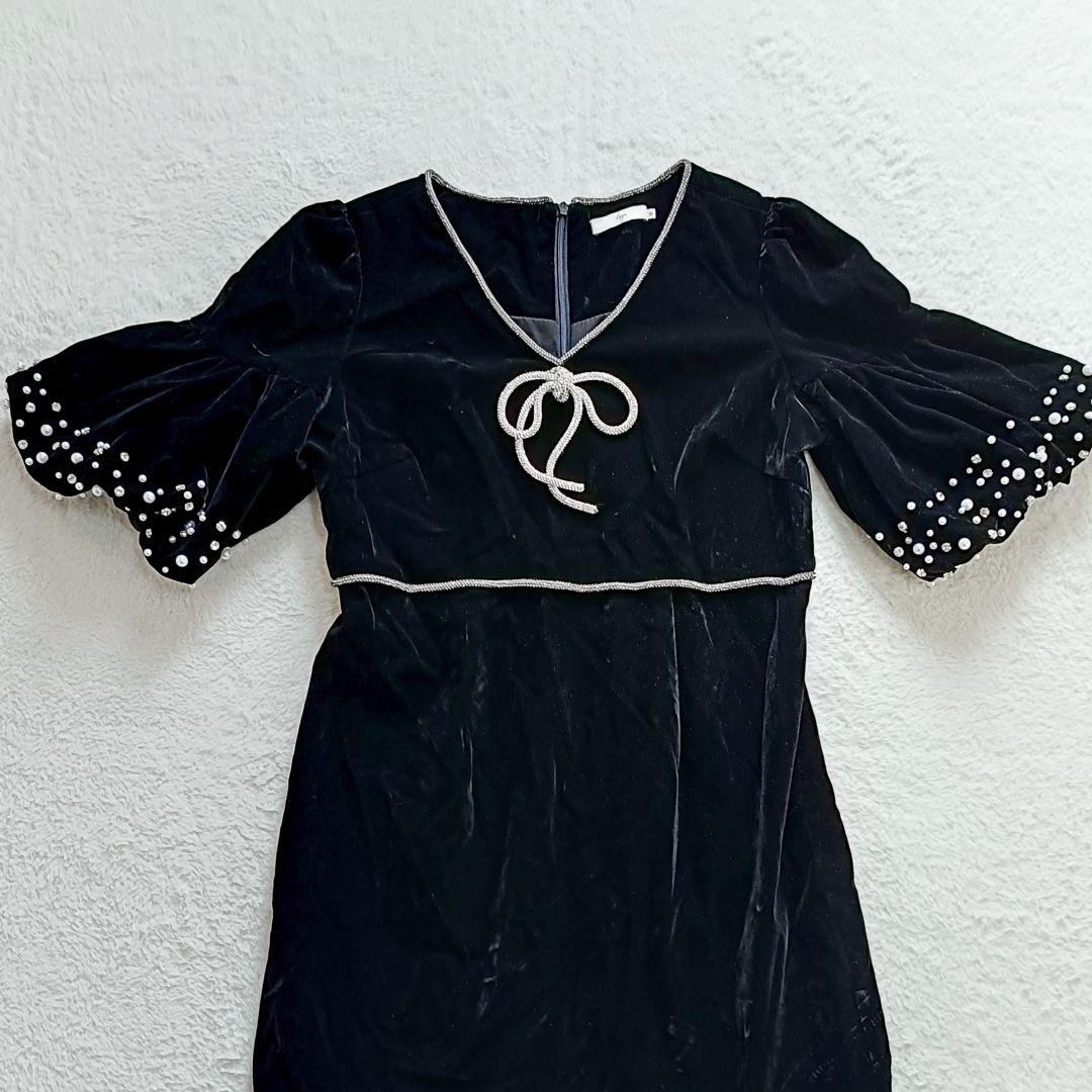 Leja ベロアドレス　ギャザーワンピース　パールストーンリボン