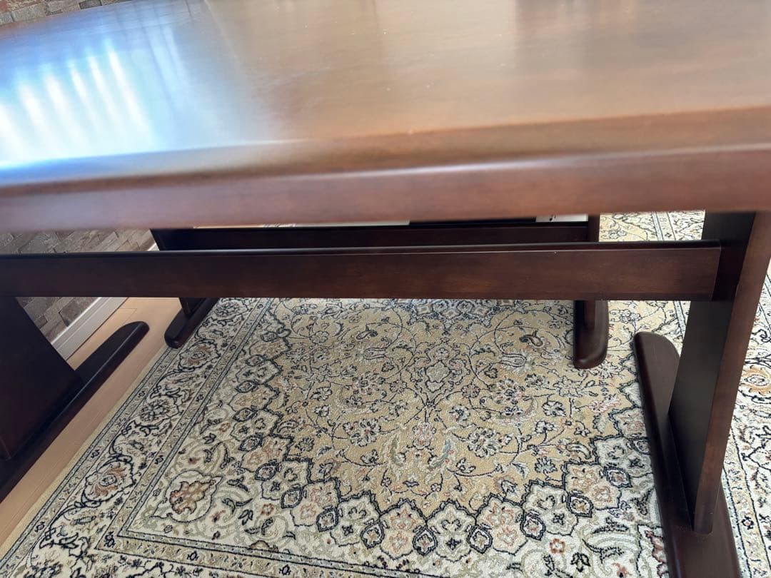 ダイニングテーブル　天然木