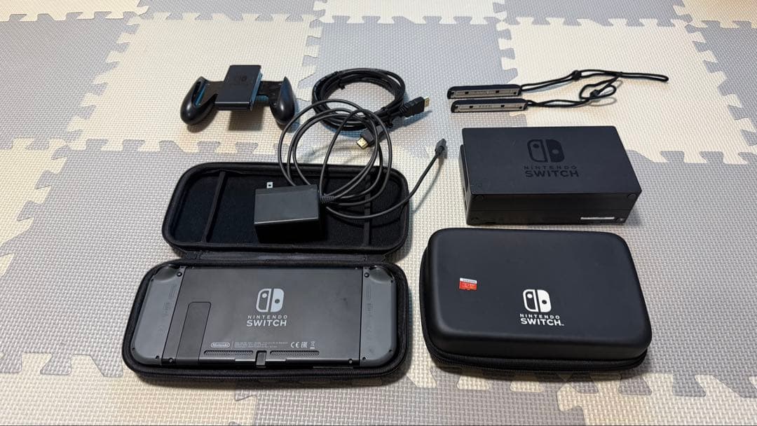 ニンテンドースイッチグレー本体（付属品付き）
