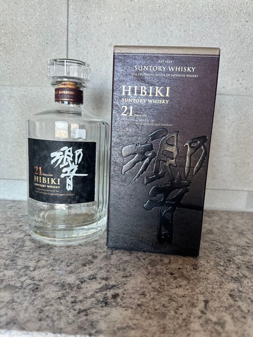 サントリー響21年空瓶箱付き