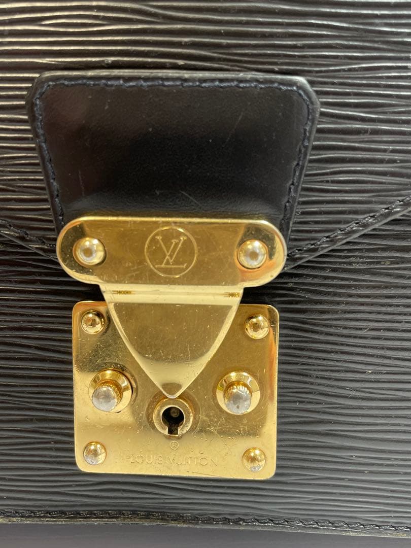 【訳あり】ヴィトン エピ モンソー M52122 ブラック