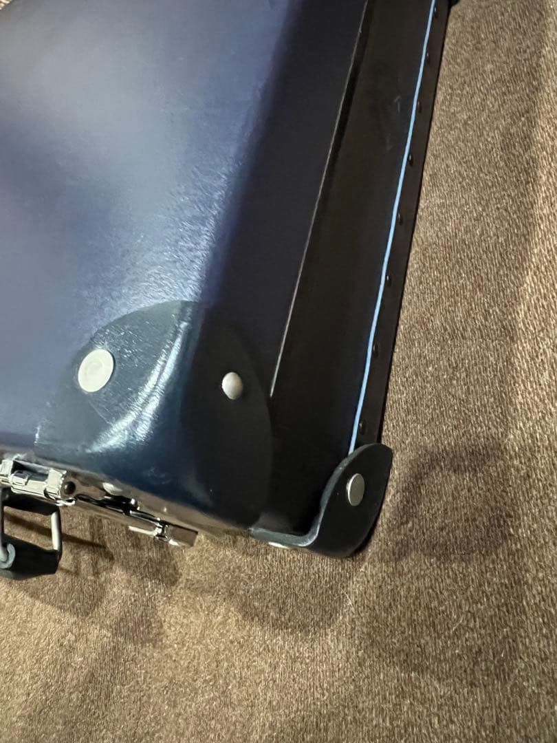 グローブトロッター×トゥモローランド アタッシュケース