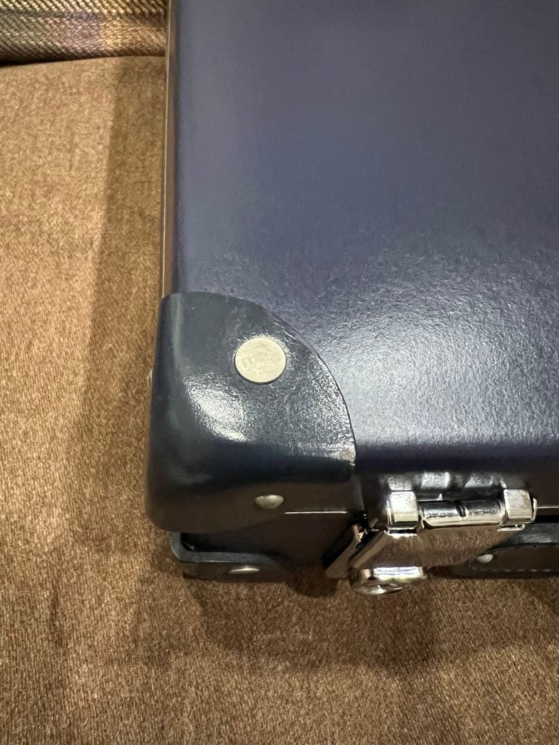 グローブトロッター×トゥモローランド アタッシュケース