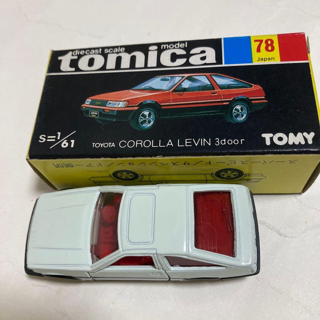 トミカトヨタカローラレビンです。AE86 日本製 スーパーギフトSG