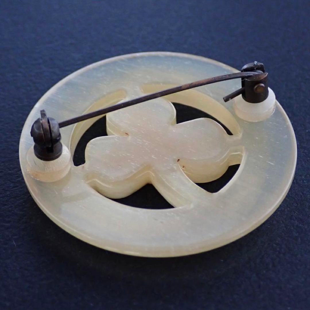 ミナペルホネン clover ブローチ クローバー ベージュ 水牛角 完売品