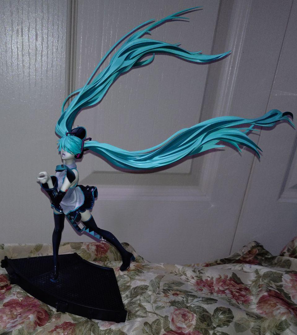 初音ミク 恋は戦争 Refine Ver. 1/8スケール 完成品フィギュア