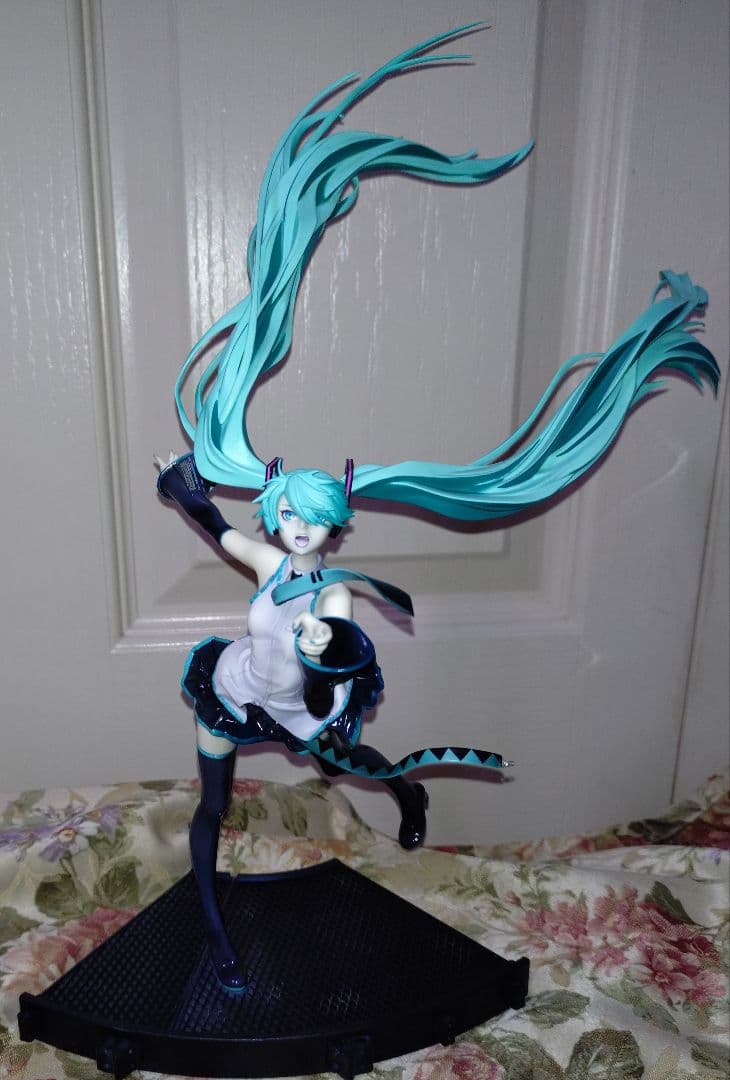 初音ミク 恋は戦争 Refine Ver. 1/8スケール 完成品フィギュア