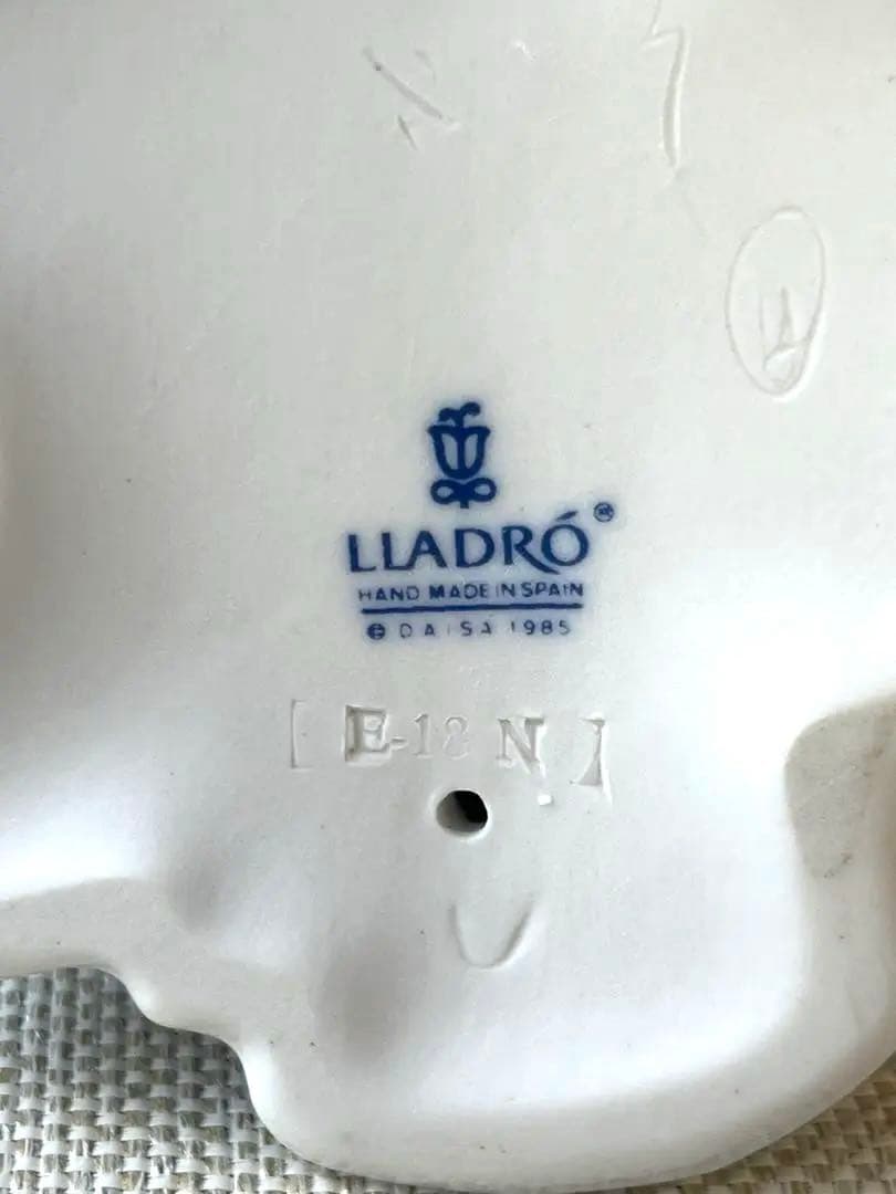 美品・希少】Lladroリヤドロ フィギュリン 傘を持つ貴婦人