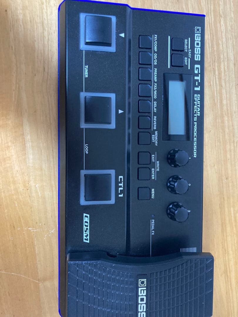 BOSS GT-1 ギターエフェクター 本体とACアダプター Amazon.co.jp: BOSS GT-1 マルチエフェクター 純正アダプター GT-1