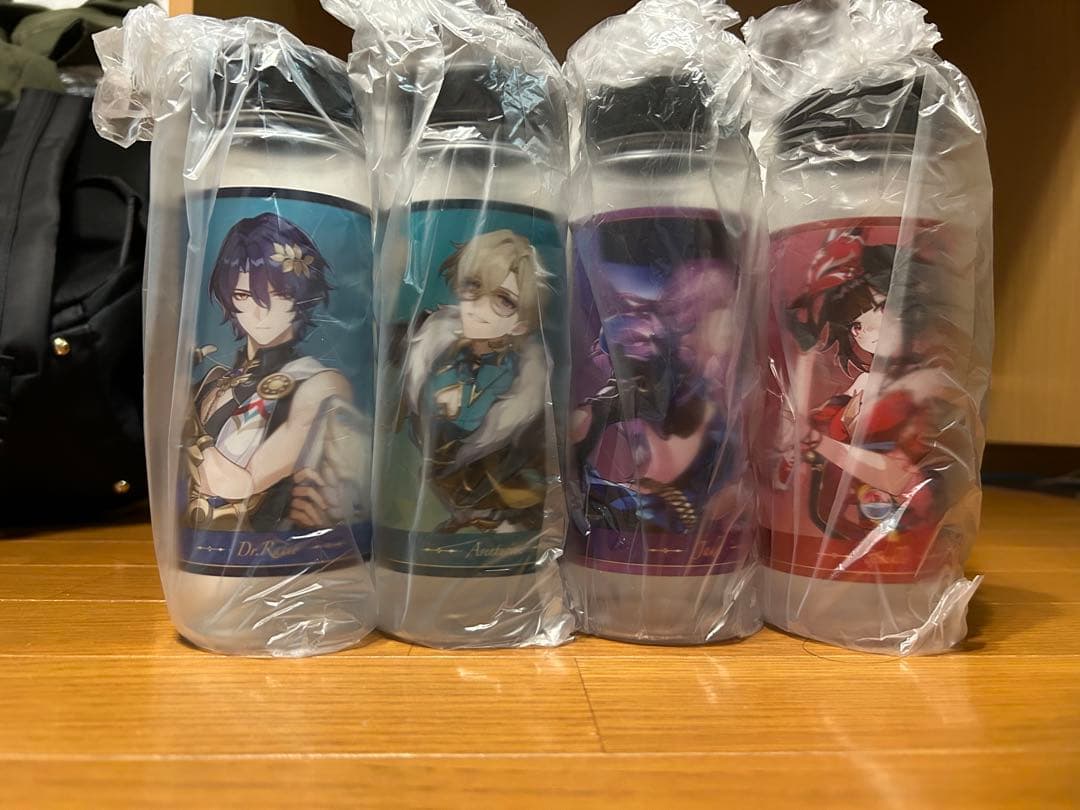 スシロー✗スタレコラボ限定クリアボトル スシロー×崩壊：スターレイル