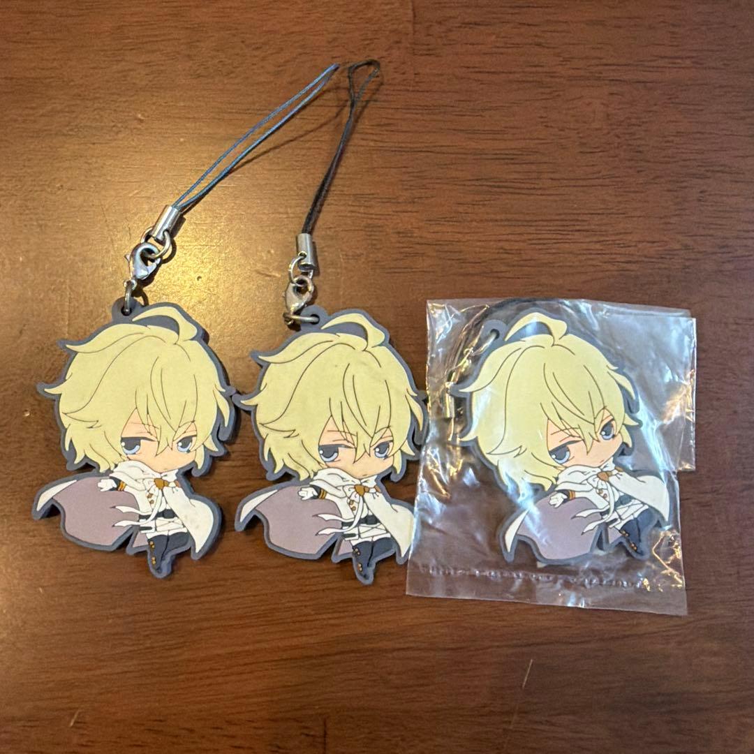 ゆ*り様 終わりのセラフ ミカエラ キーホルダー 缶バッチ セット