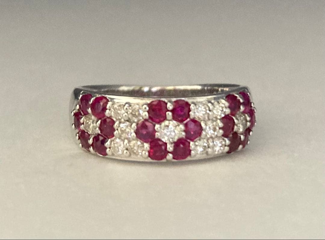 K18 WG ルビー&ダイヤモンド　リング（11号）