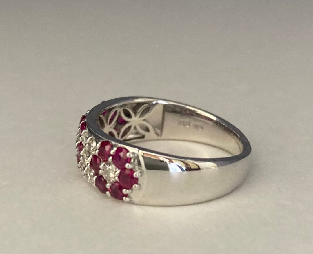 K18 WG ルビー&ダイヤモンド　リング（11号）