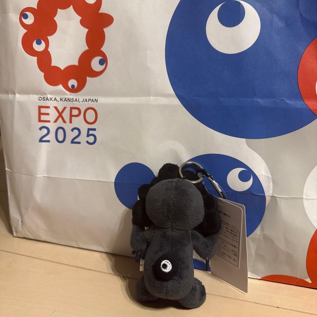 値下げ　EXPO 2025 公式マスコット ぬいぐるみ レア黒ミャクミャク
