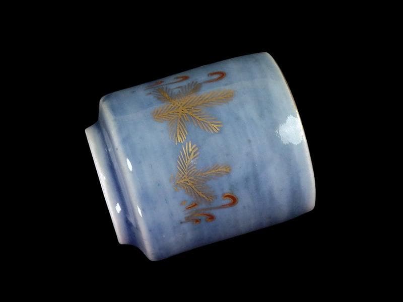 古伊万里 薄瑠璃色 若松の図 のぞき 猪口 C833 AS-CYe - メルカリ