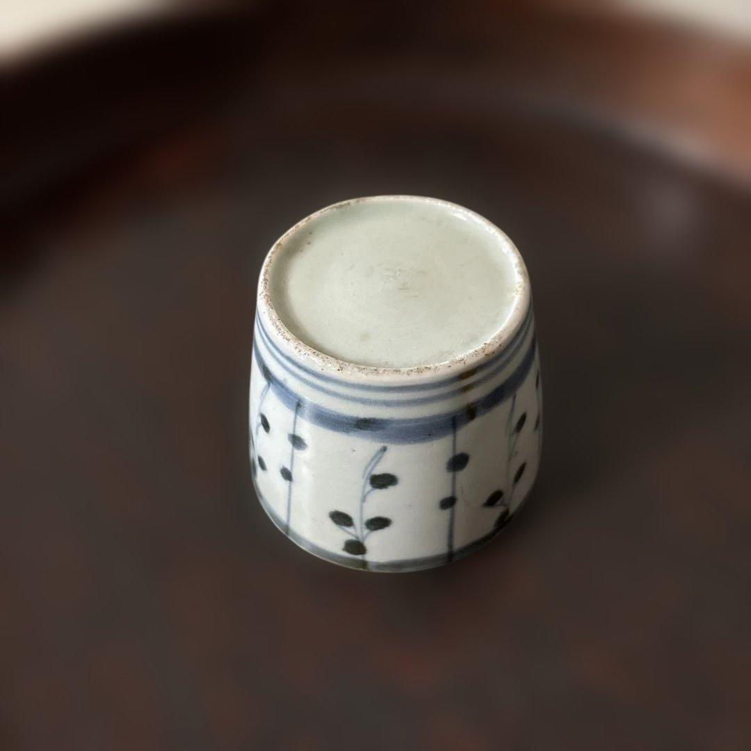 古伊万里染付　格子縞　蔓草文　⑤蕎麦猪口　江戸初期前期　アンティーク　白磁　李朝