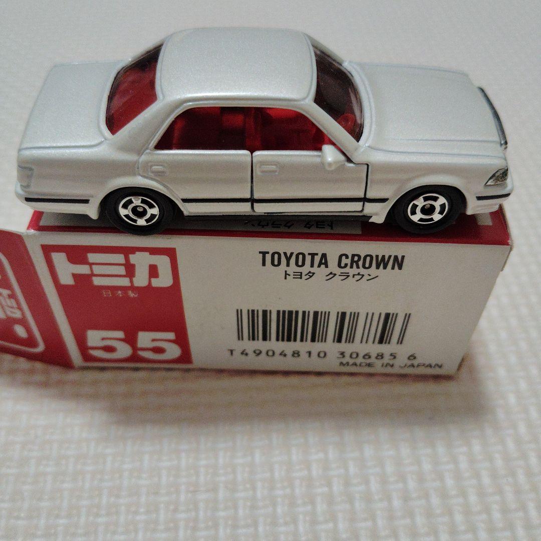 トミカ トヨタ クラウン