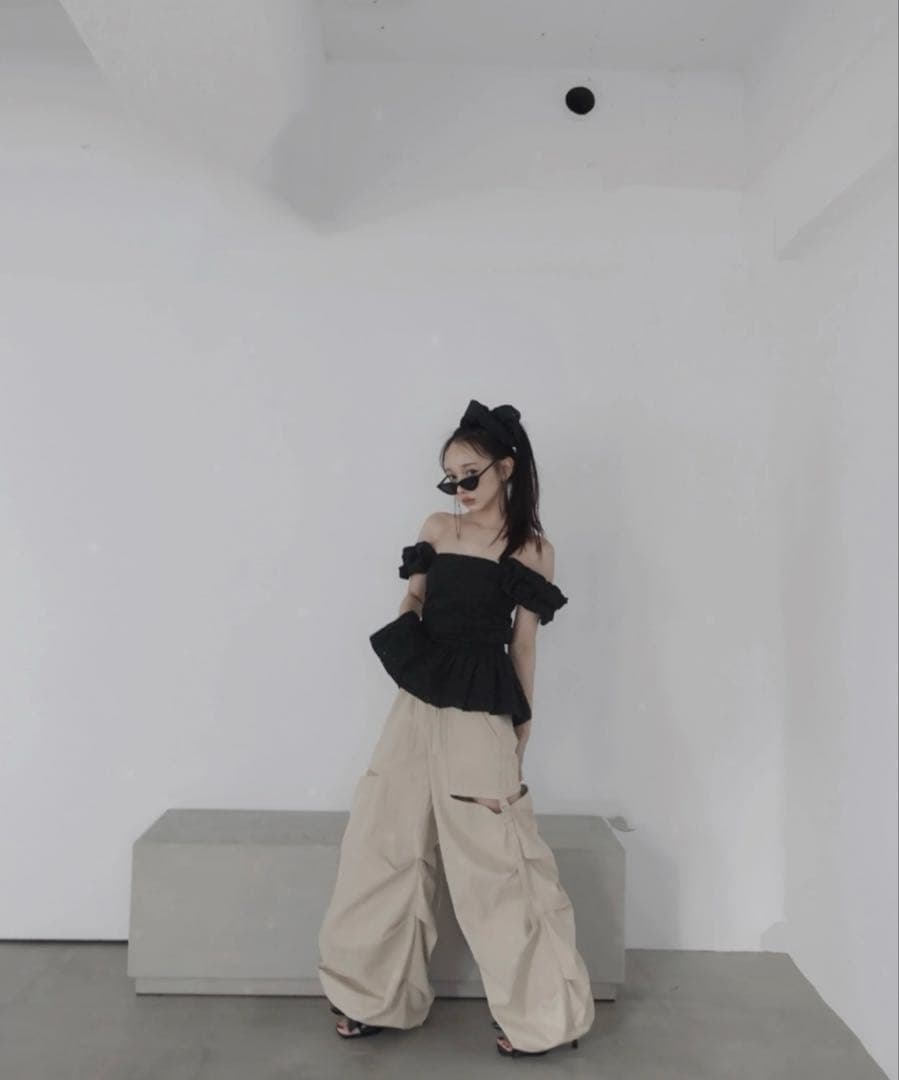 fiction Tokyo サイドカットボリュームパンツ