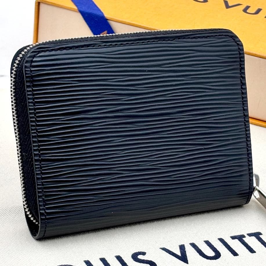 【超極美品・箱袋付属】ルイヴィトン　エピ　ジッピーパース 　ブラック