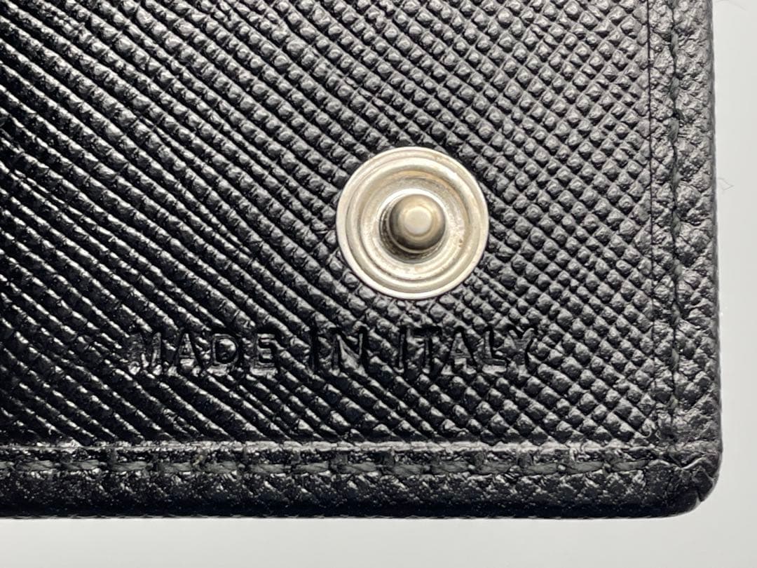 極美品】 箱付き プラダ 6連キーケース 男女兼用 ブラック