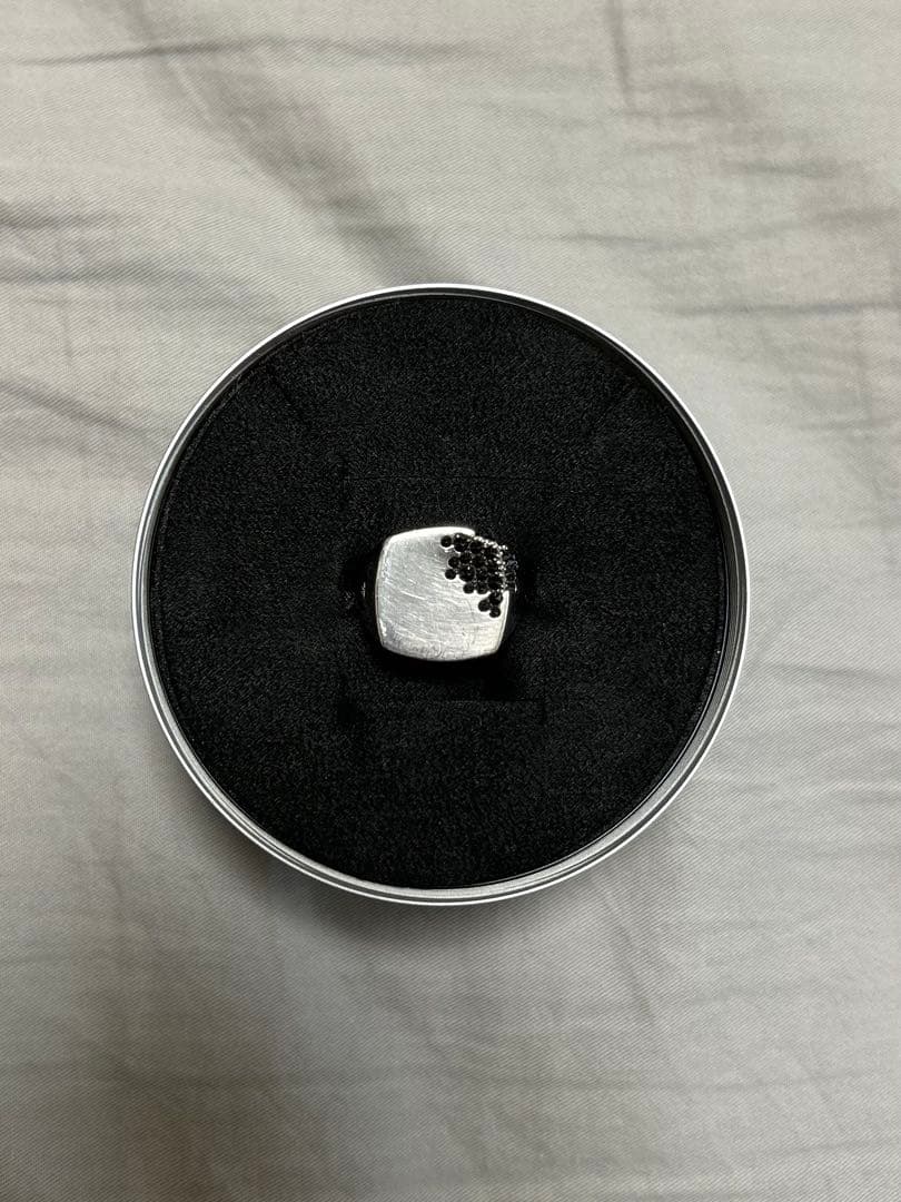 ゆゆゆゆTom Wood Cushion molecule トムウッド