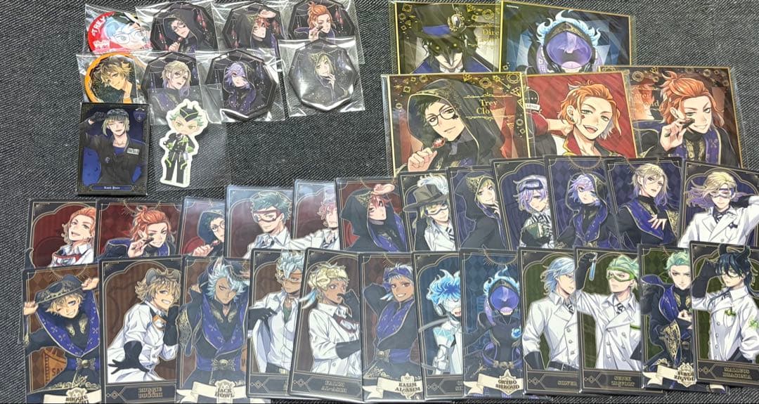 ツイステ】 グッズまとめ売り - メルカリ