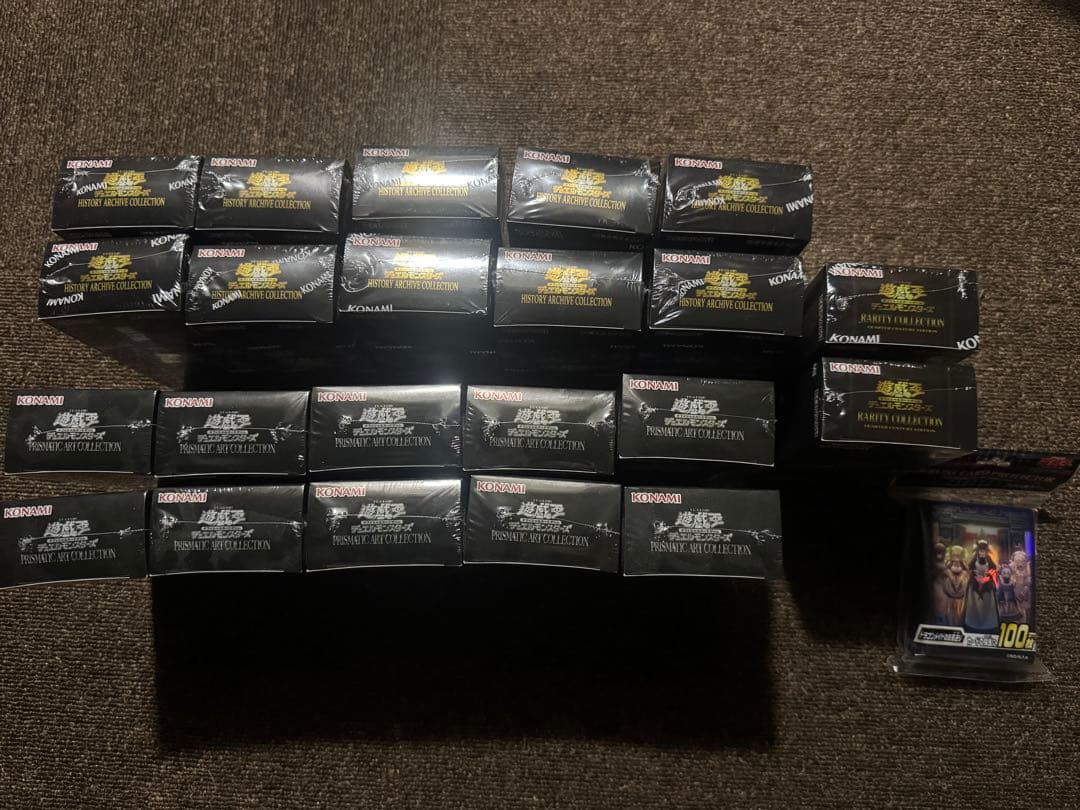 遊戯王　まとめ売り22BOXとスリーブ