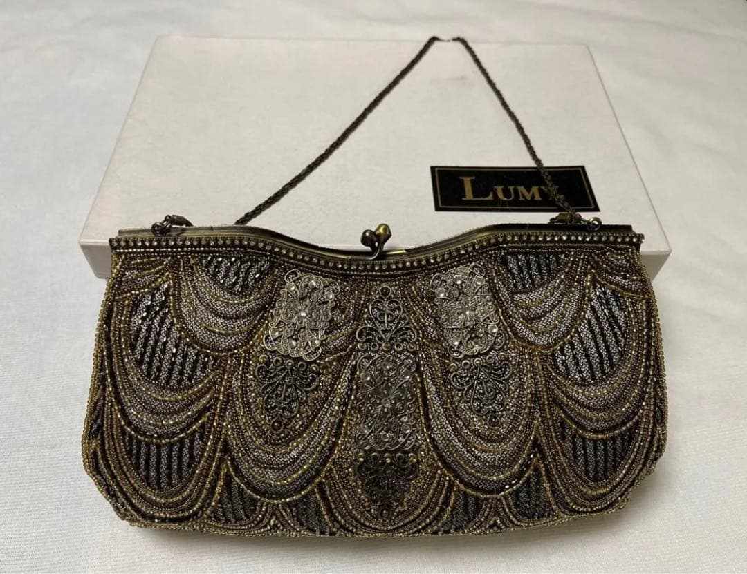 LUMY はしもと 皇室御用達 ビーズバッグ パーティーバッグ 美品 箱付き