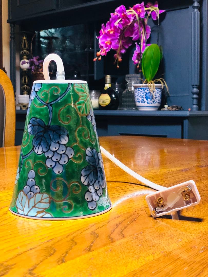 《 有田浪漫グラス × 福泉窯 》染錦ぶどう ペンダントライト LED電球付き