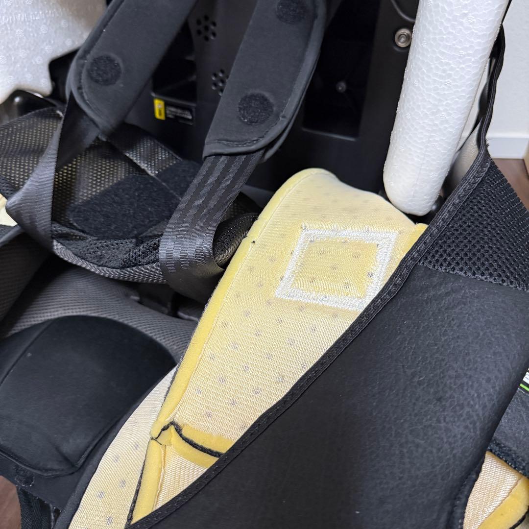 Aprica フォームフィットセーフティプラス ISOFIX R-129