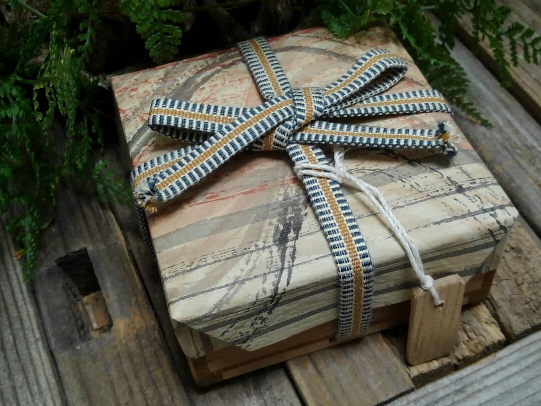 ♥中国製 【 青華 水孟 桐箱付き 】 書道具 染付 骨董品