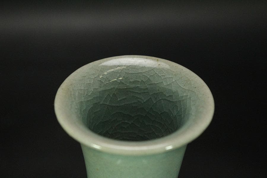 朝鮮美術 青磁 雲鶴紋 梅瓶 高22.5cm 東南陶窯 古堂趙斗彦(メ1155