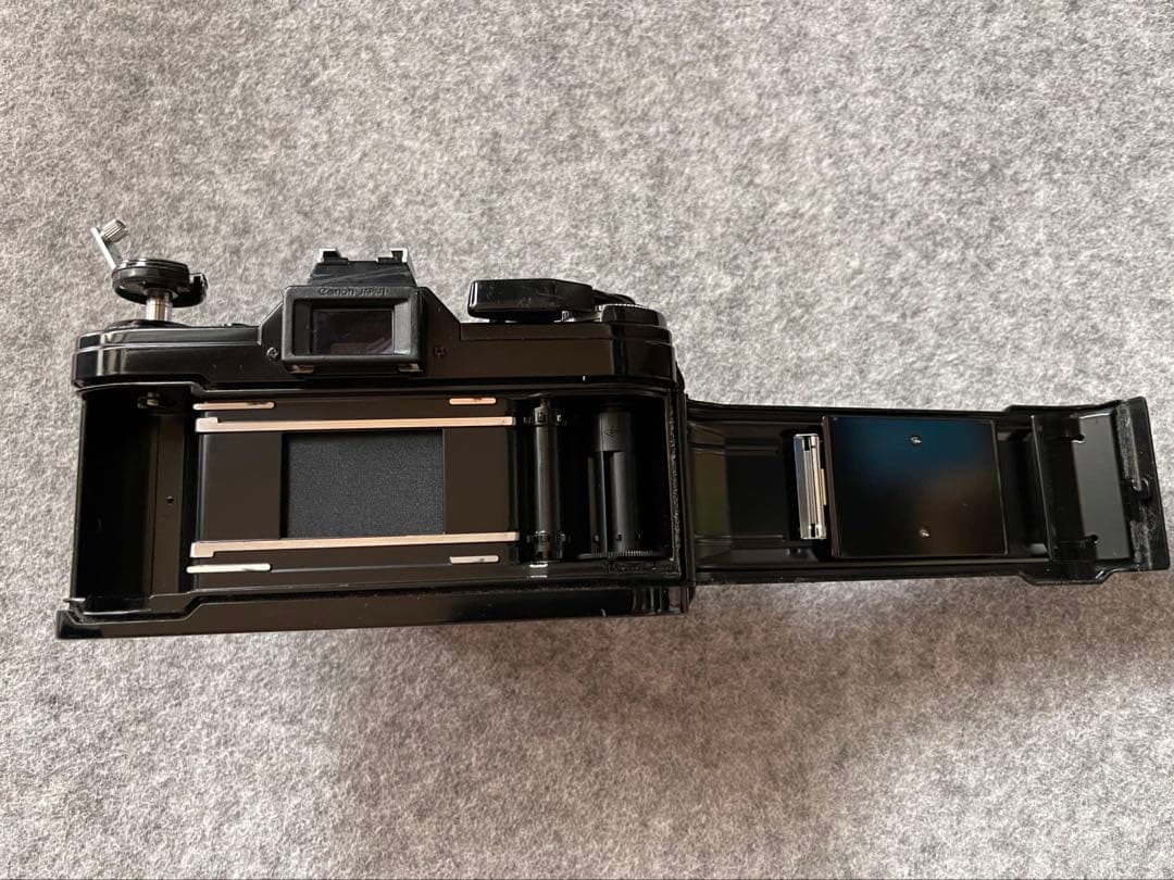 ☆Canon AE-1 フィルムカメラ + フラッシュ+パワーワインダー ほか