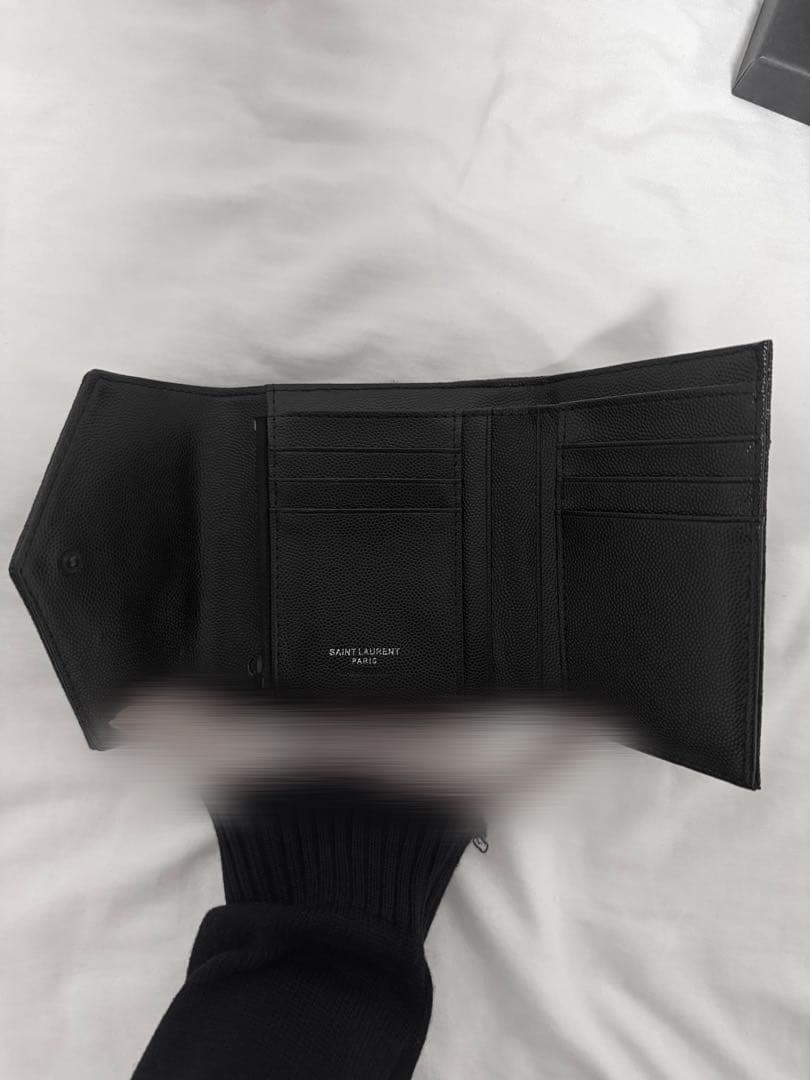 Yves Saint Laurent 三つ折り財布 ブラック