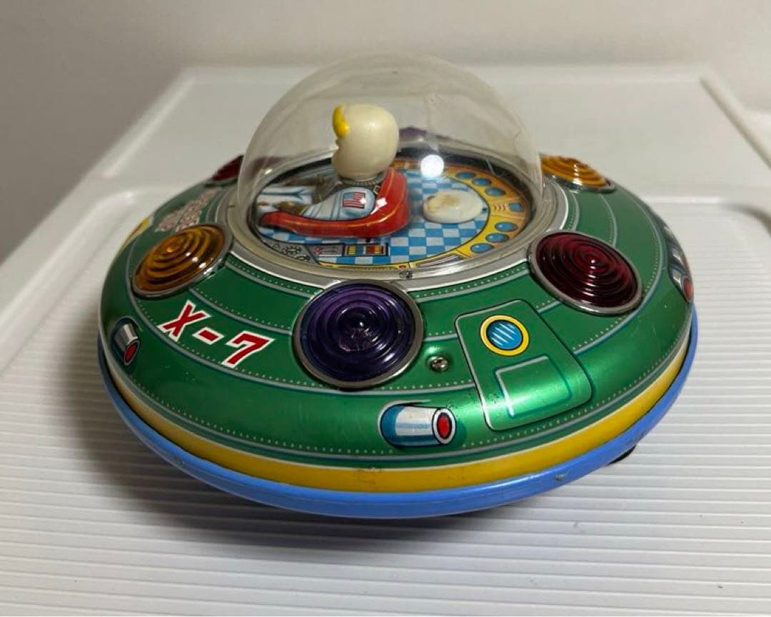 ブリキおもちゃ（スペースシップ X-7 ）