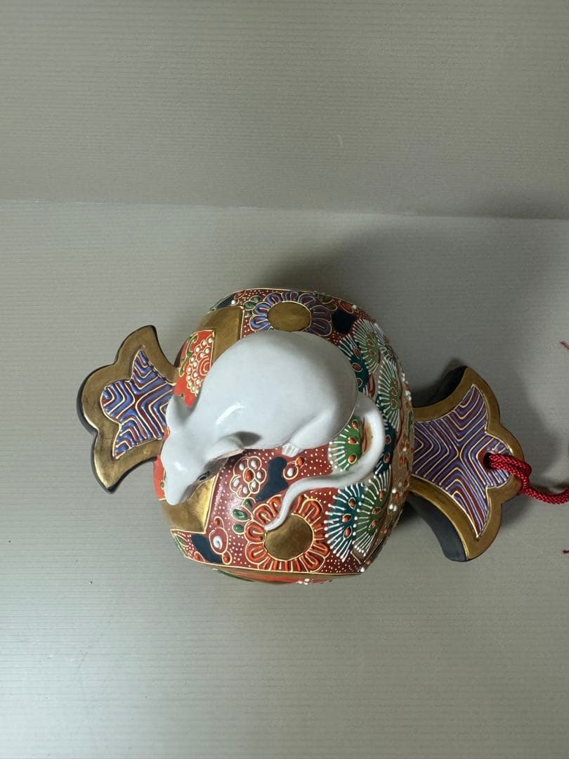 2118九谷焼 時代色絵 小槌に白ねずみ 干支置物 十二支子 縁起物 座布団