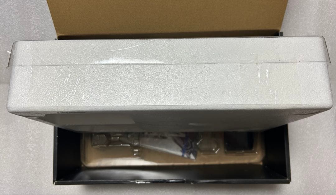 DX超合金 VF-31F ジークフリード（メッサーイーレフェルト機）