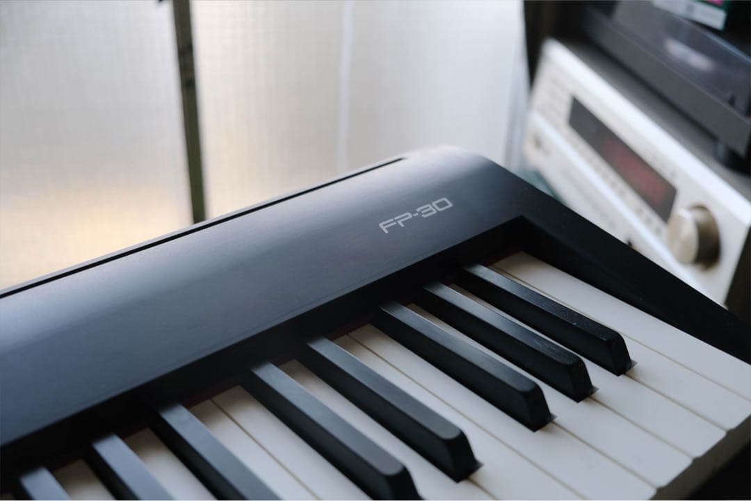 [送料込み]Roland FP-30ローランド電子ピアノ　スタンド付き ROLAND FP-30X-BK 専用スタンド+3本ペダルセット 送料無料 | サウンド