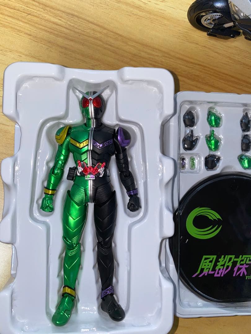 真骨彫製法　仮面ライダー　ダブル　キバ　ファング　ファイズ　フィギュアーツ