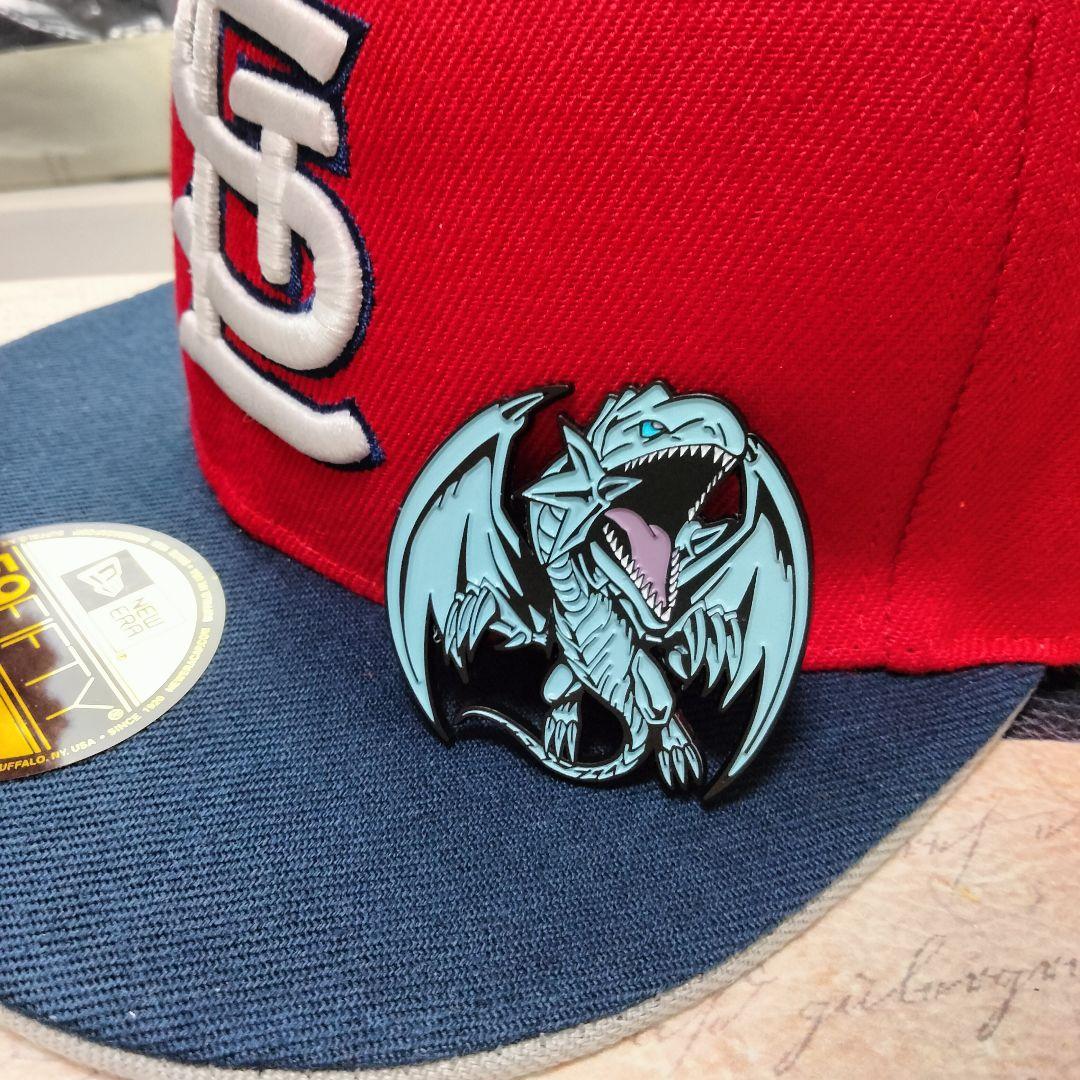 ☆青眼の白龍 ピンバッジ ブルーアイズ・ホワイトドラゴン 遊戯王