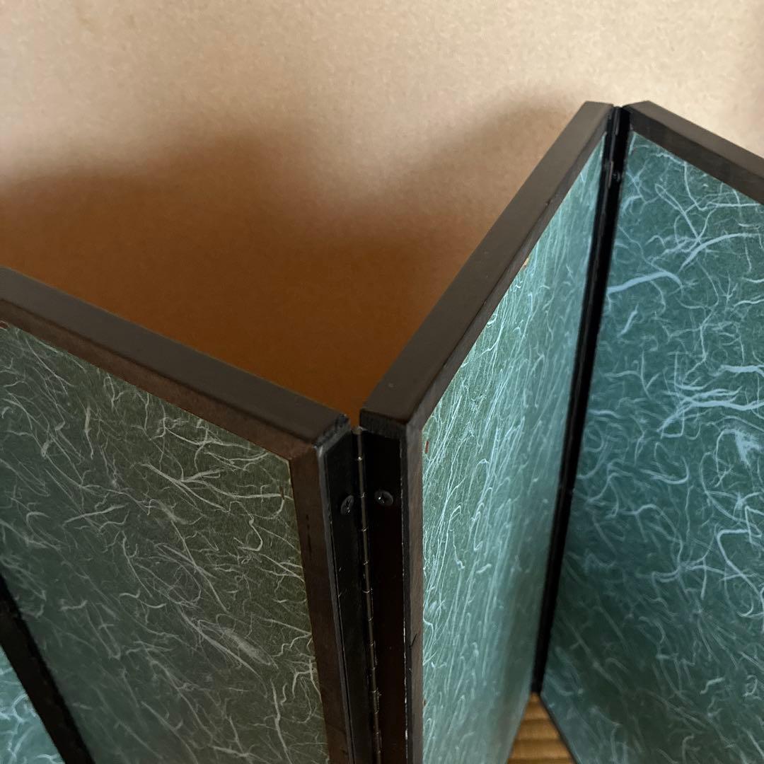 雛人形錦屏風　手書蒔絵　松、鶴