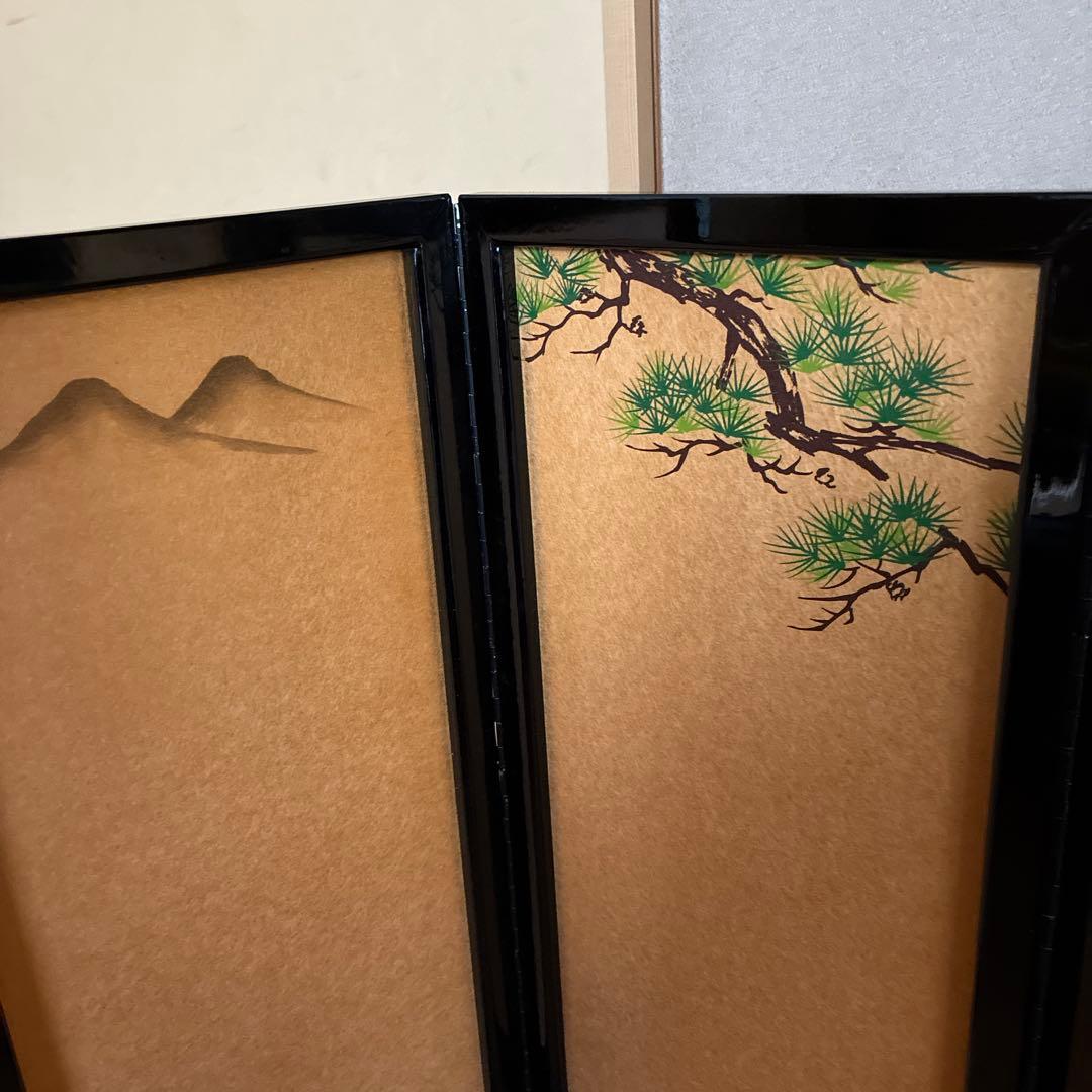 雛人形錦屏風　手書蒔絵　松、鶴