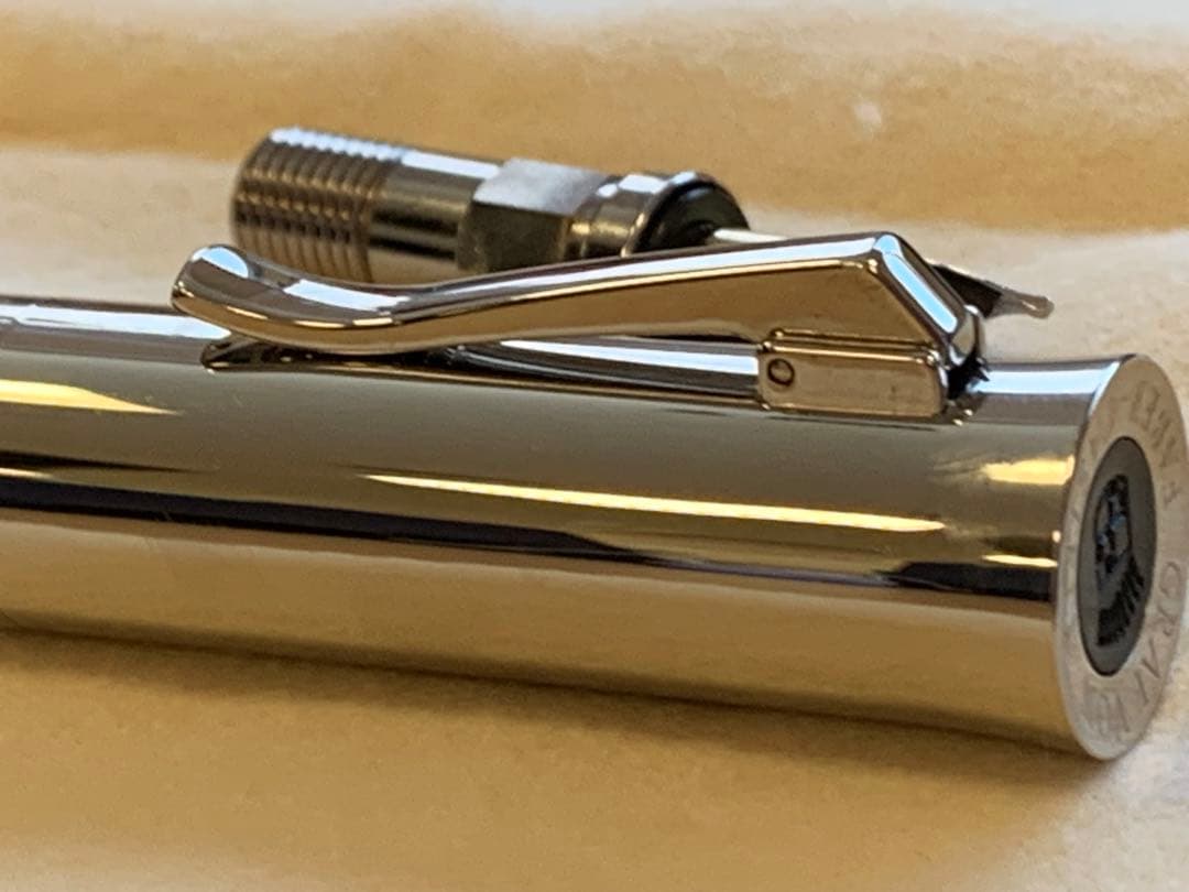 ファバーカステル イントゥイション レジン太軸万年筆 18C OB ファバー