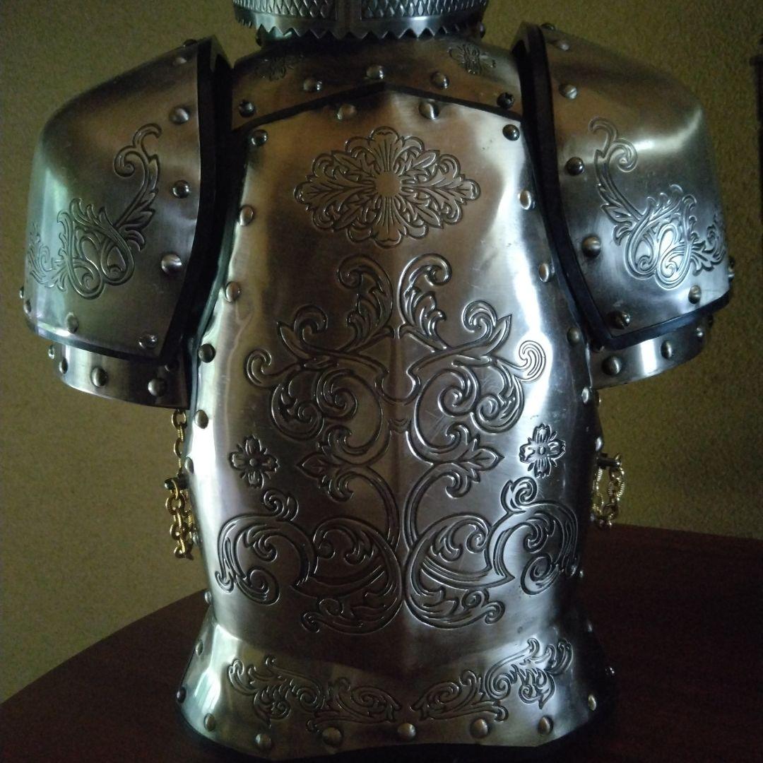 騎士の鎧 ウイスキーケース 約30cm