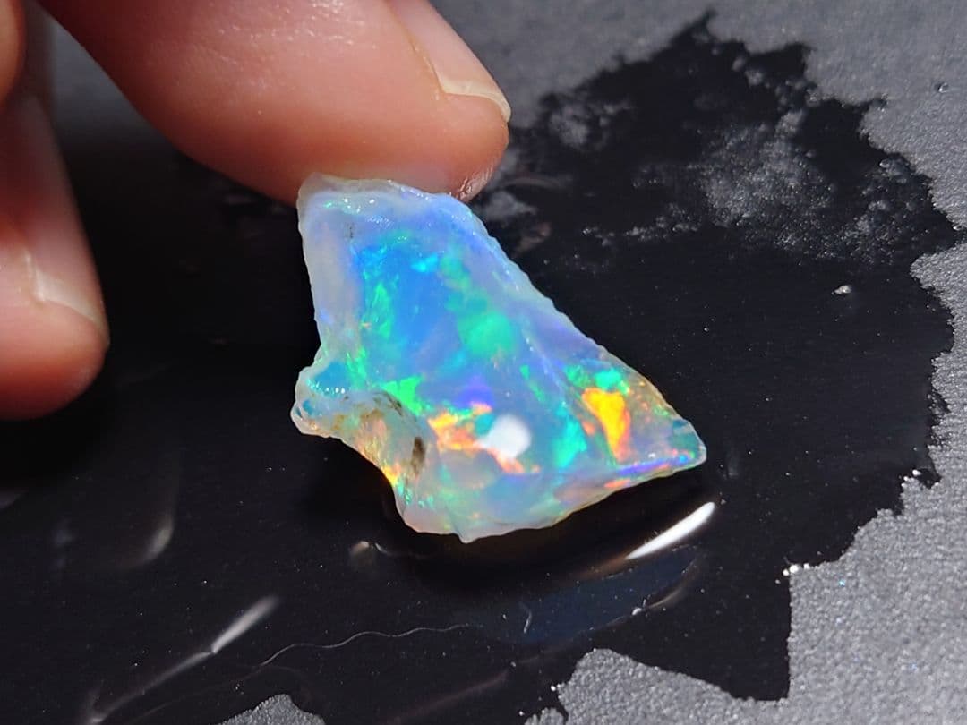 エチオピアウェロ産 チョーク オパール 原石 鉱物標本