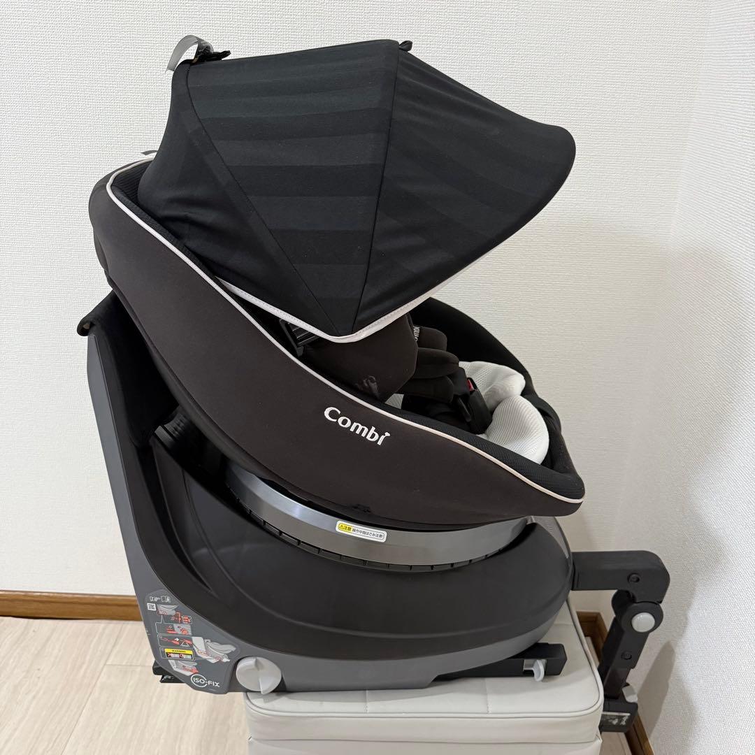 美品【限定色】Combi クルムーヴスマートisofixエッグクッションNeo