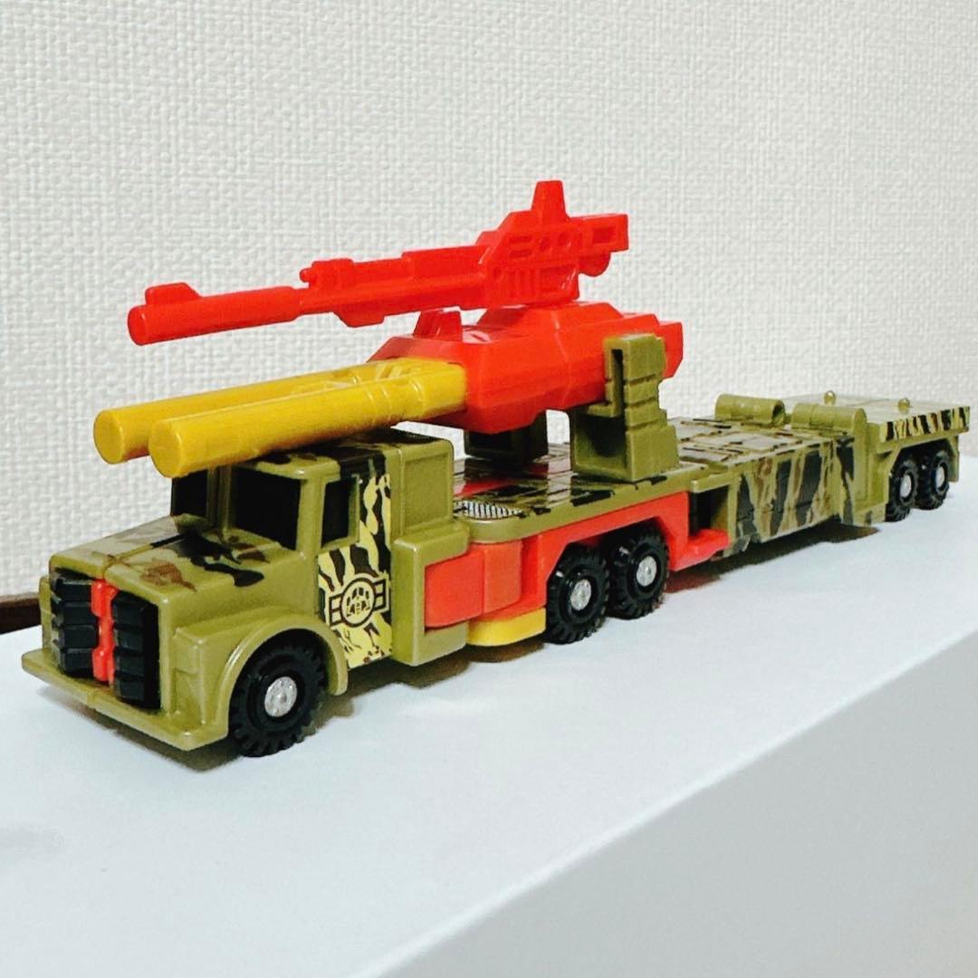 【超レア】トランスフォーマー カーロボット　鋼鉄将軍ドルレイラー