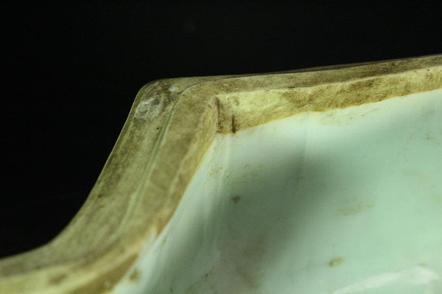 中国美術 赤絵雲龍紋 蓮菱 蓋物 大明嘉靖年製 書(K-A718) - メルカリ