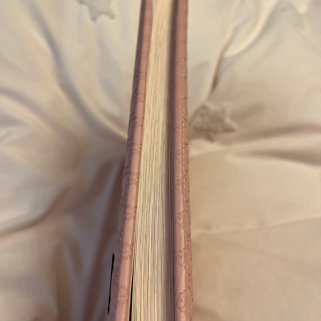 GUCCI ピンク GGパターン アルバム 29ページ