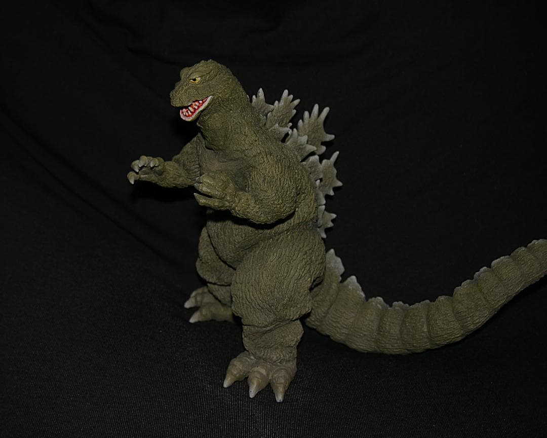 海洋堂　ゴジラ フィギュア